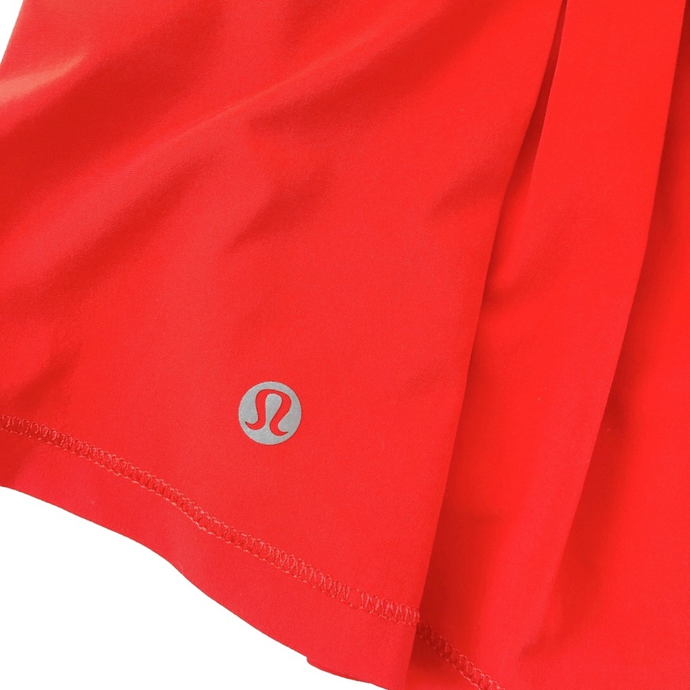 Red lululemon tennis skirt
